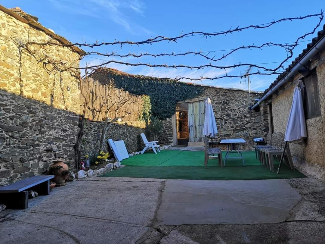 Affittacamere Casa Abuela ★★★ Grisuela Esterno foto