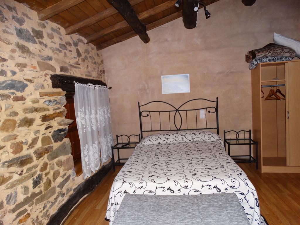 Affittacamere Casa Abuela ★★★ Grisuela Esterno foto